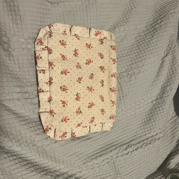 Floral Sezane Pouch - Picture 3 of 5